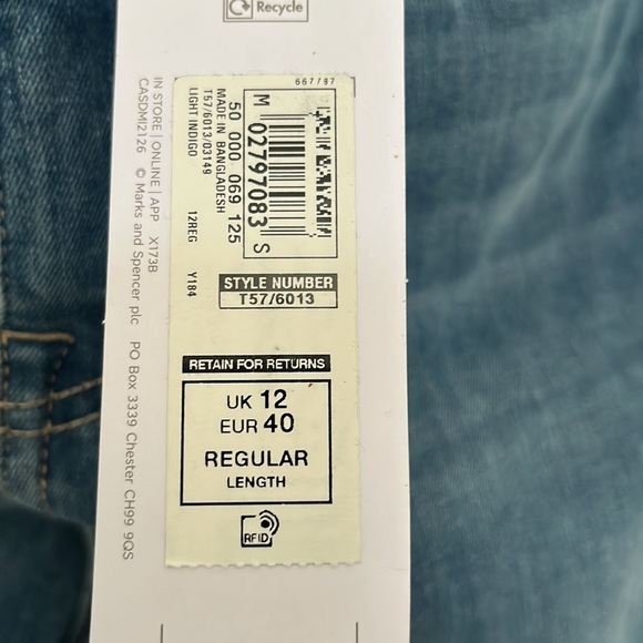 Marks and Spencer Magic sculpt and lift jean size UK 12 - Picture 4 of 12